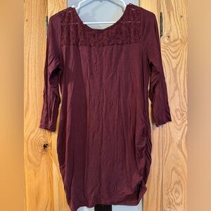 Motherhood Maternity 3/4 Sleeve Top